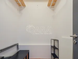 Pronájem bytu 2+kk, Praha - Vinohrady, Korunní, 69 m2