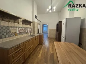 Prodej bytu 2+1, Karlovy Vary, T.G.M., 82 m2