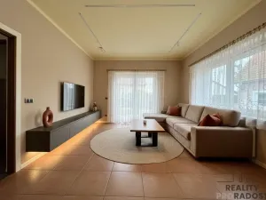 Prodej bytu 4+1, Sulejovice, Masarykova, 206 m2