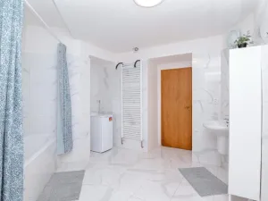 Pronájem bytu 3+kk, Praha - Dolní Počernice, K zámku, 118 m2