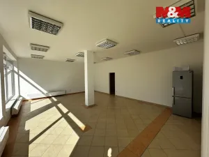 Pronájem kanceláře, Krnov - Pod Bezručovým vrchem, Říční okruh, 85 m2