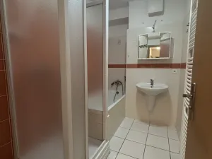 Pronájem bytu 3+kk, Pardubice, Pernerova, 65 m2