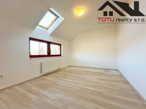 Pronájem bytu 3+1, Náchod, U Zastávky, 70 m2