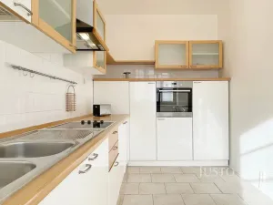 Pronájem bytu 2+1, Praha, Na okraji, 75 m2