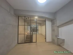 Pronájem bytu 3+kk, Praha - Vysočany, Kolbenova, 66 m2