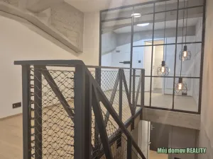 Pronájem bytu 3+kk, Praha - Vysočany, Kolbenova, 66 m2