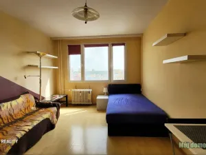 Pronájem bytu 1+kk, Praha - Braník, Vavřenova, 28 m2