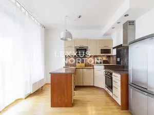 Pronájem bytu 1+kk, Praha - Stodůlky, Svitákova, 34 m2