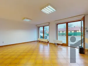 Pronájem obchodního prostoru, Praha - Hostivař, Hornoměcholupská, 88 m2