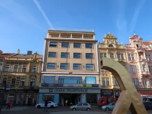 Pronájem kanceláře, Plzeň, náměstí Republiky, 60 m2