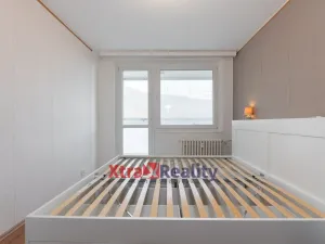 Prodej bytu 3+1, Krupka - Maršov, Dukelských hrdinů, 68 m2