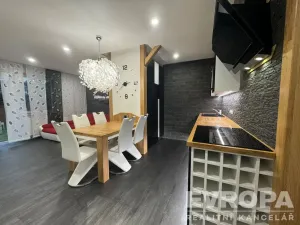 Prodej bytu 2+kk, Plzeň - Severní Předměstí, Křížkova, 76 m2