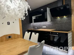 Prodej bytu 2+kk, Plzeň - Severní Předměstí, Křížkova, 76 m2