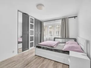 Prodej bytu 3+1, Trutnov, Bendlova, 74 m2