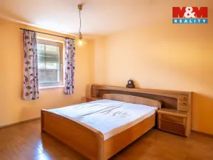 Prodej rodinného domu, Mokrovraty, 375 m2