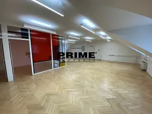 Pronájem kanceláře, Praha - Nové Město, Soukenická, 136 m2