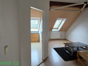 Prodej bytu 2+1, Brno, Soběšická, 48 m2