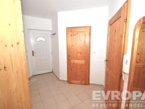 Pronájem bytu 2+kk, Praha - Slivenec, Na Korálově, 58 m2