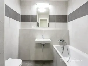 Pronájem bytu 2+kk, Praha - Michle, U plynárny, 53 m2