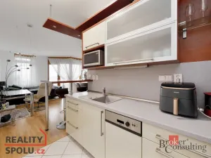 Prodej bytu 1+kk, Praha, 54 m2