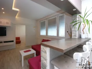 Pronájem bytu 2+kk, Břeclav, Na Valtické, 46 m2