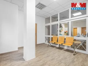 Pronájem komerční nemovitosti, Ústí nad Labem - Severní Terasa, Šrámkova, 33 m2