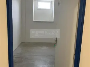 Pronájem skladu, Dobříč, 14 m2