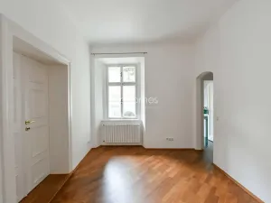 Pronájem bytu 4+1, Praha - Malá Strana, Vlašská, 170 m2