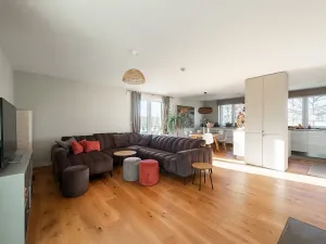 Prodej rodinného domu, Líšnice, 336 m2