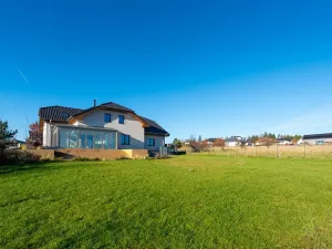 Prodej rodinného domu, Líšnice, 336 m2