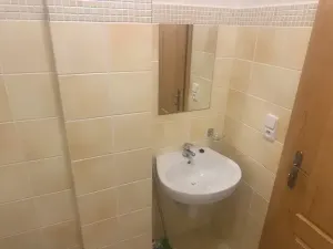 Pronájem bytu 1+kk, Kadaň, Školní, 19 m2