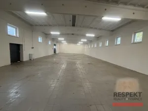 Pronájem skladu, Kladno, 330 m2