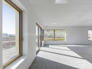 Pronájem kanceláře, Velká Bíteš, 937 m2