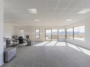 Pronájem kanceláře, Velká Bíteš, 937 m2