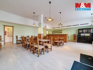 Prodej obchodního prostoru, Mariánské Lázně, Masarykova, 101 m2