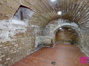 Prodej vinného sklepa, Valtice, Střelecká, 74 m2