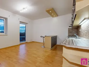 Pronájem bytu 2+kk, Břeclav, třída 1. máje, 57 m2