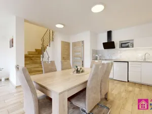 Prodej rodinného domu, Břeclav - Charvátská Nová Ves, Kapusty, 214 m2