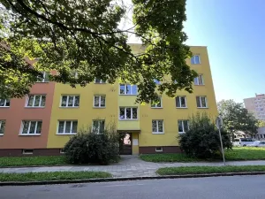 Prodej bytu 2+1, Opava, Olomoucká, 49 m2