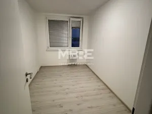 Pronájem bytu 2+kk, Žatec, Dr. Václava Kůrky, 39 m2