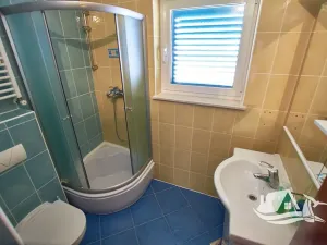 Prodej vícegeneračního domu, Vodice, Chorvatsko, 1230 m2