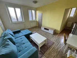 Pronájem bytu 2+kk, Zlín, Bratří Sousedíků, 45 m2