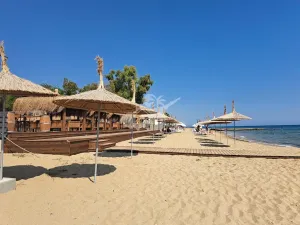 Prodej bytu 3+1, Trikomo, Kypr, 120 m2