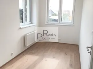 Prodej bytu 2+kk, Hevlín, 67 m2