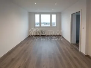 Pronájem bytu 3+1, Neratovice, 28. října, 70 m2