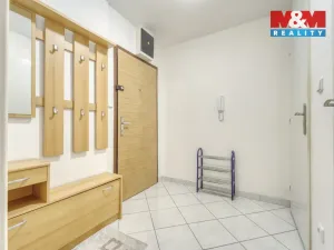 Prodej bytu 1+1, Praha - Černý Most, Bouřilova, 38 m2