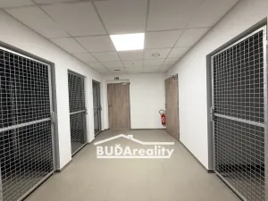 Pronájem bytu 2+kk, Otrokovice, tř. Osvobození, 40 m2