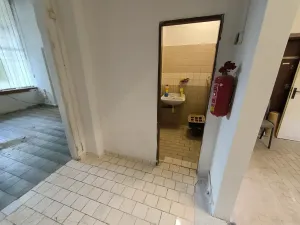 Pronájem obchodního prostoru, Ústí nad Labem, Seifertova, 87 m2