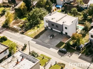 Prodej rodinného domu, Holubice, 179 m2