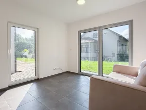 Pronájem obchodního prostoru, Kopřivnice, Česká, 18 m2